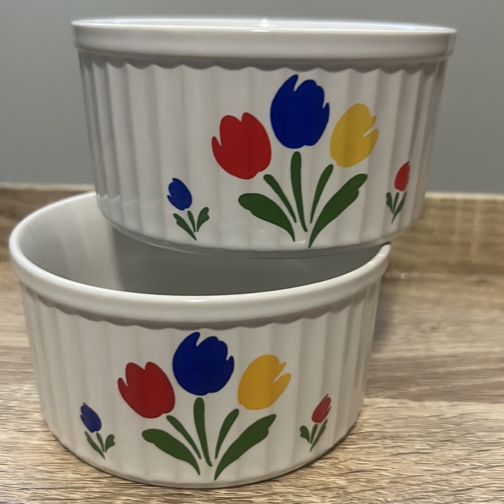Tulip Tyme stoneware bowls (Set of 2)